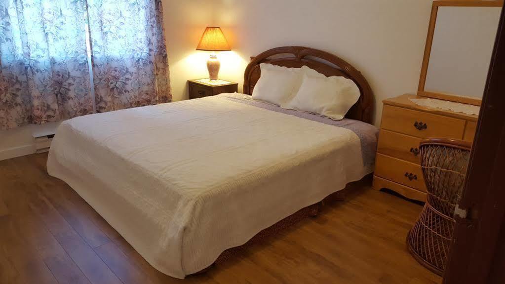 Croft Inn Motel Crofton Buitenkant foto
